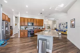 1223 Whitney Dr, Venice, FL 34292 - Photo 10