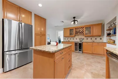 104 Alba Street W, Venice, FL 34285 - Photo 16