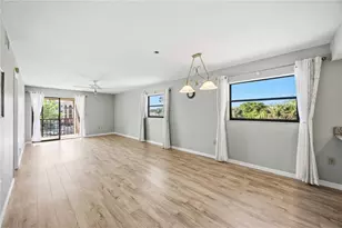 104 Capri Isles Blvd, Venice, FL 34292 - Photo 12