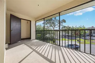 104 Capri Isles Blvd, Venice, FL 34292 - Photo 30