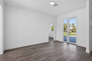 511 Sweetwater Dr, Rotonda West, FL 33947 - Photo 6