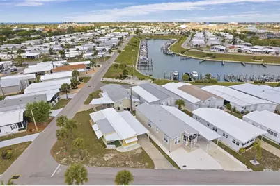 802 Turf, Venice, FL 34285 - Photo 10