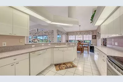 552 Westmount Lane, Venice, FL 34293 - Photo 24