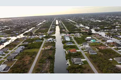 10273 St Paul Drive, Port Charlotte, FL 33981 - Photo 4