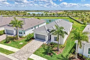 17220 Jadestone Ct, Venice, FL 34293 - Photo 4