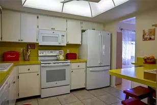 3924 Ashwood Ln, Sarasota, FL 34232 - Photo 30