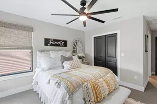 12842 Pinnacle Ln, Venice, FL 34293 - Photo 34