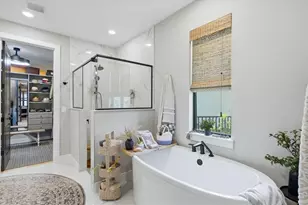 12842 Pinnacle Ln, Venice, FL 34293 - Photo 24