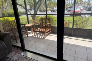 618 Bird Bay Dr S, Venice, FL 34285 - Photo 8