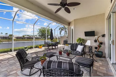 11034 Barnsley Drive, Venice, FL 34293 - Photo 12