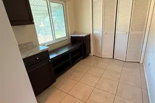 340 Azalea Rd, Venice, FL 34293 - Photo 10