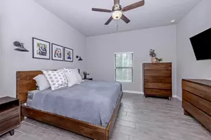 1046 Rhinelander St, Port Charlotte, FL 33953 - Photo 12