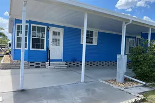 701 Riverview Cir, North Port, FL 34287 - Photo 2