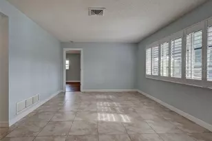 1337 Whispering Ln, Venice, FL 34285 - Photo 16