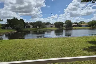 6219 Blue Runner Ct, Lakewood Ranch, FL 34202 - Photo 10