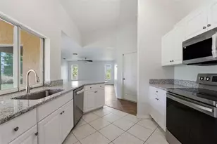 2637 Courtland Ave, North Port, FL 34286 - Photo 10