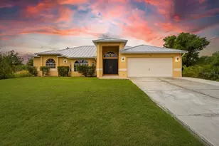 2637 Courtland Ave, North Port, FL 34286 - Photo 1