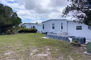 413 Cervina Dr N, Venice, FL 34285 - Photo 42