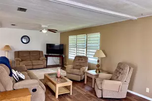 413 Cervina Dr N, Venice, FL 34285 - Photo 14