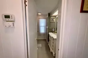 413 Cervina Dr N, Venice, FL 34285 - Photo 22