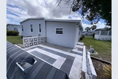 413 Cervina Drive N, Venice, FL 34285 - Photo 44