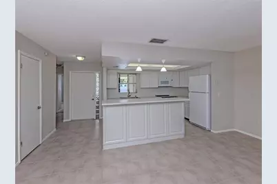6108 Green View Drive #143, Sarasota, FL 34231 - Photo 14