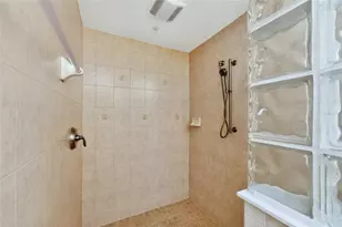 167 Tampa Ave E, Venice, FL 34285 - Photo 30