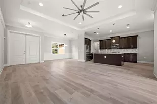 1056 Tampa Rd, Venice, FL 34293 - Photo 6