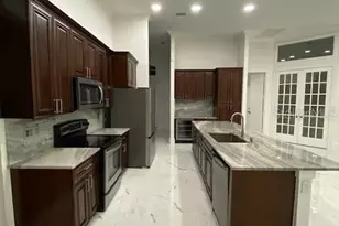 26 NW 8th Pl, Cape Coral, FL 33993 - Photo 10