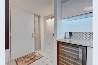 1405 Pine Lake Drive #5, Venice, FL 34285 - Photo 6