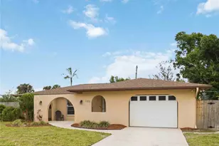 123 Altair Rd, Venice, FL 34293 - Photo 2