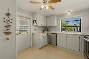 620 Cervina Dr S, Venice, FL 34285 - Photo 10