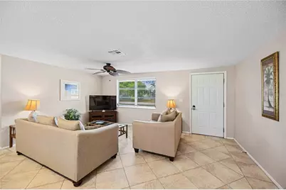 131 Dartmouth Road, Venice, FL 34293 - Photo 6