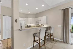 1421 Gondola Park Dr, Venice, FL 34292 - Photo 8