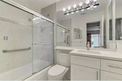 1205 Tarpon Center Drive #E2, Venice, FL 34285 - Photo 20