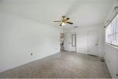 309 Base Avenue E, Venice, FL 34285 - Photo 18
