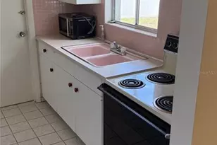 309 Base Ave E, Venice, FL 34285 - Photo 6