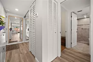 2763 Woodgate Ln, Sarasota, FL 34231 - Photo 16