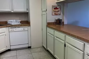 1211 Capri Isles Blvd, Venice, FL 34292 - Photo 8