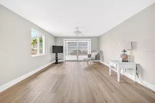 509 Spanish Dr N, Longboat Key, FL 34228 - Photo 10