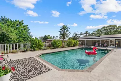 5868 Denison Drive, Venice, FL 34293 - Photo 2