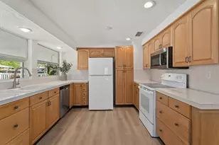 5868 Denison Dr, Venice, FL 34293 - Photo 14