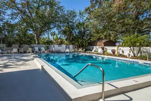 247 Southampton Ln, Venice, FL 34293 - Photo 56