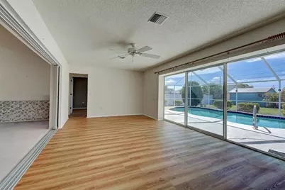 1537 Crest Drive, Englewood, FL 34223 - Photo 32