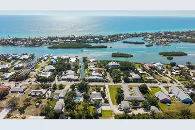 624 Bayshore Road, Nokomis, FL 34275 - Photo 70