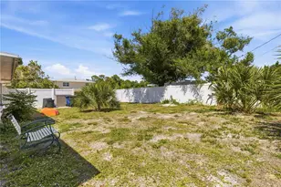 624 Bayshore Rd, Nokomis, FL 34275 - Photo 58
