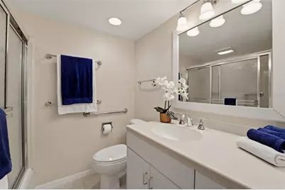 1150 Tarpon Center Drive #304, Venice, FL 34285 - Photo 22