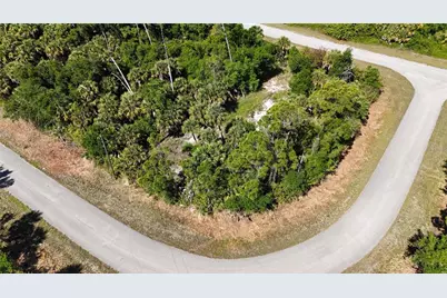 2515 Colony Circle, North Port, FL 34288 - Photo 4