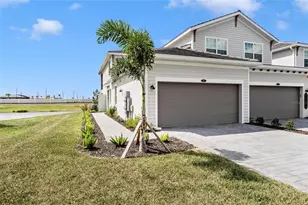 17775 Boracay Ct, Venice, FL 34293 - Photo 2