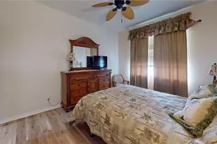 11462 Saffron Ct, Venice, FL 34292 - Photo 6